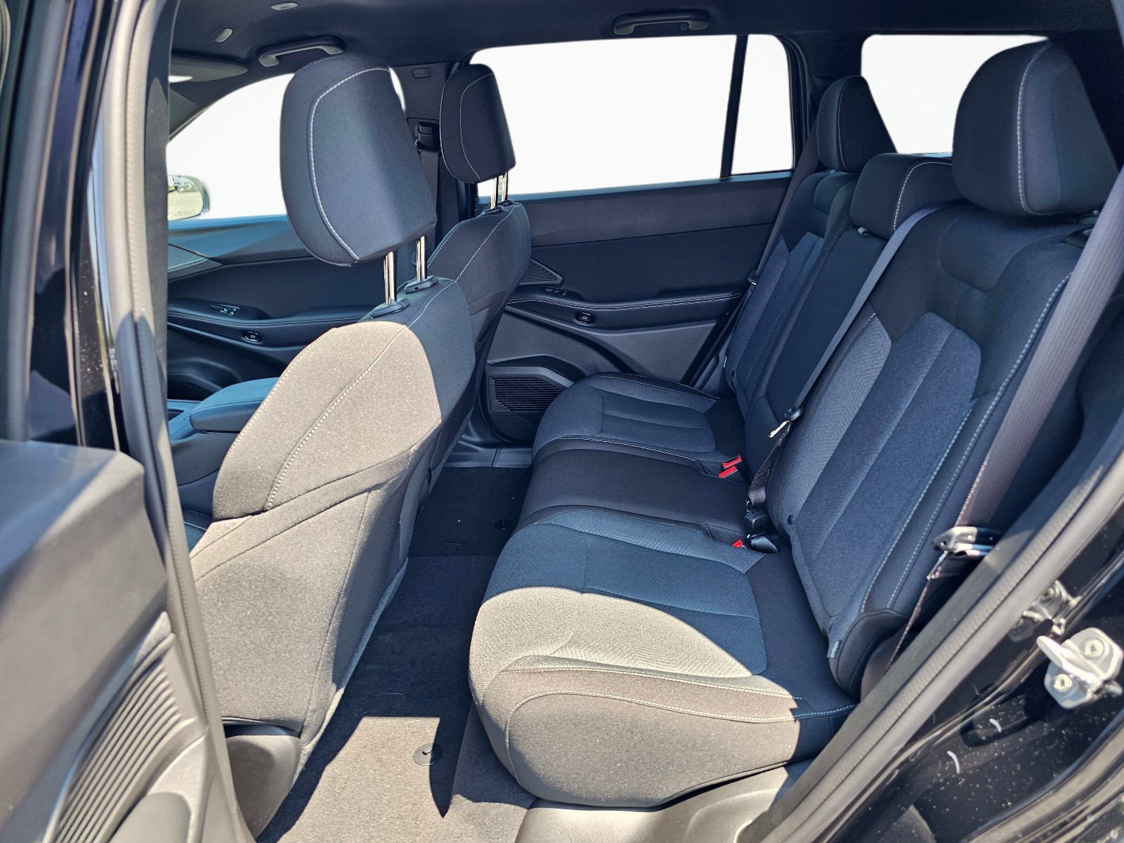New 2026 Jeep Cherokee Laredo AWD/4WD image 31