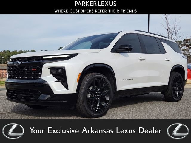 Used 2024 Chevrolet Traverse RS image 1