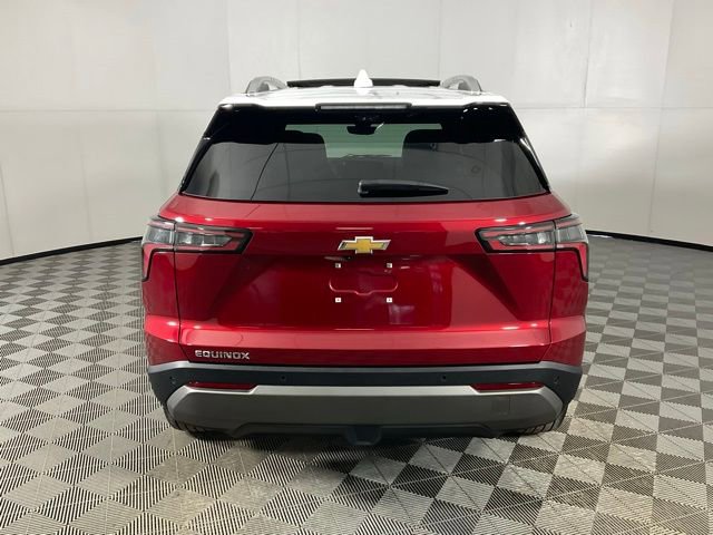 Used 2025 Chevrolet Equinox LT w/ Convenience Package II image 6