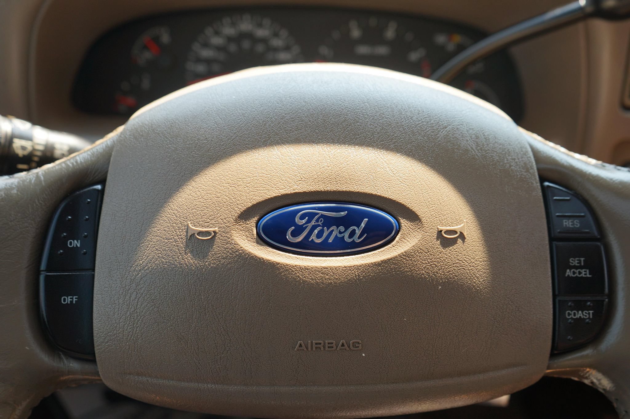 Used 2003 Ford F350 King Ranch AWD/4WD image 23