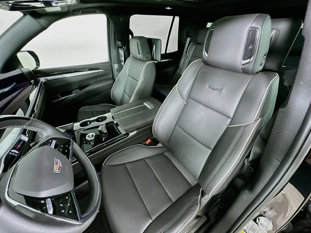 New 2026 Cadillac Escalade Sport w/ Touring Package AWD/4WD image 26