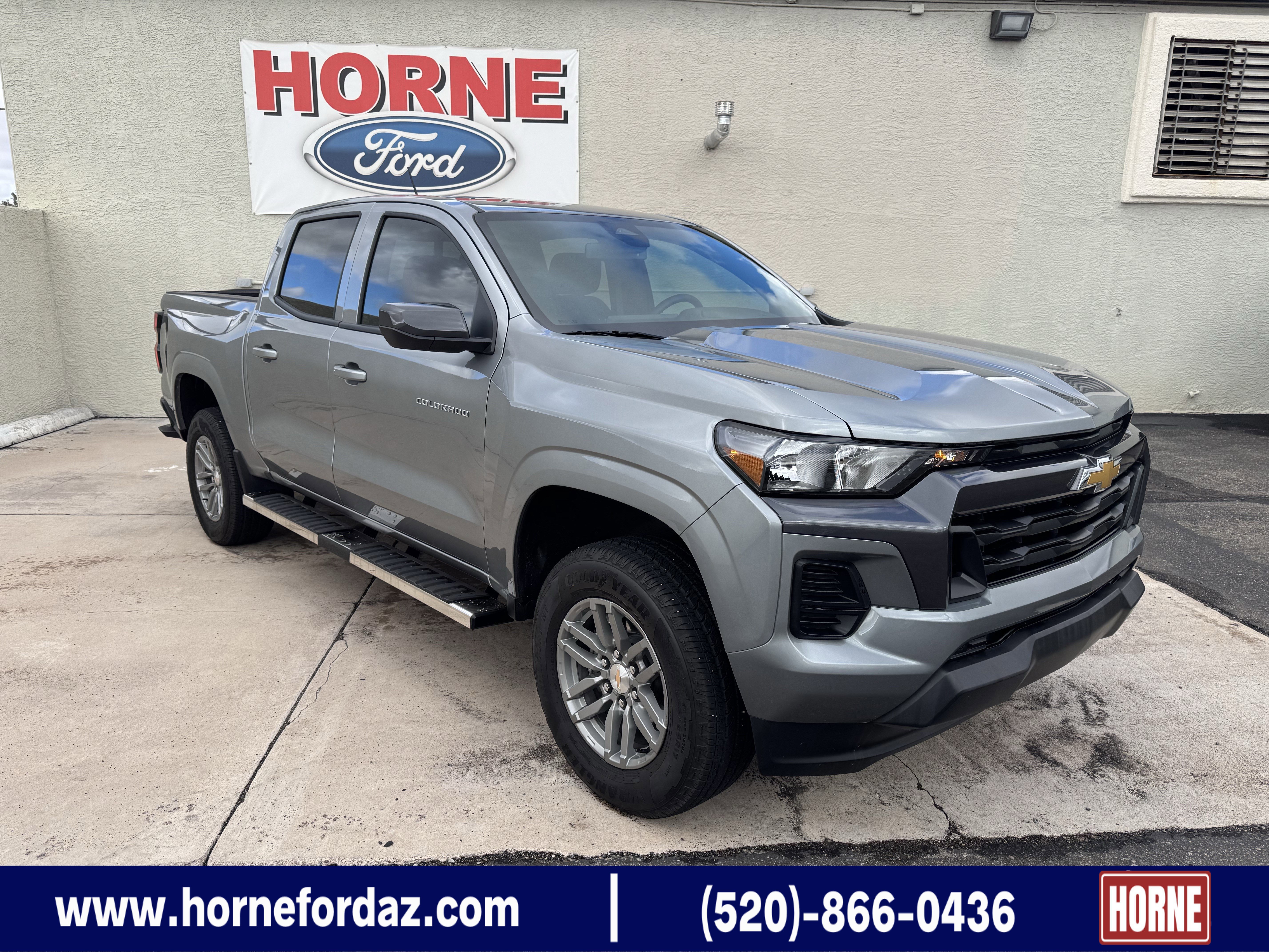 Used 2026 Chevrolet Colorado LT w/ Advanced Trailering Package image 1