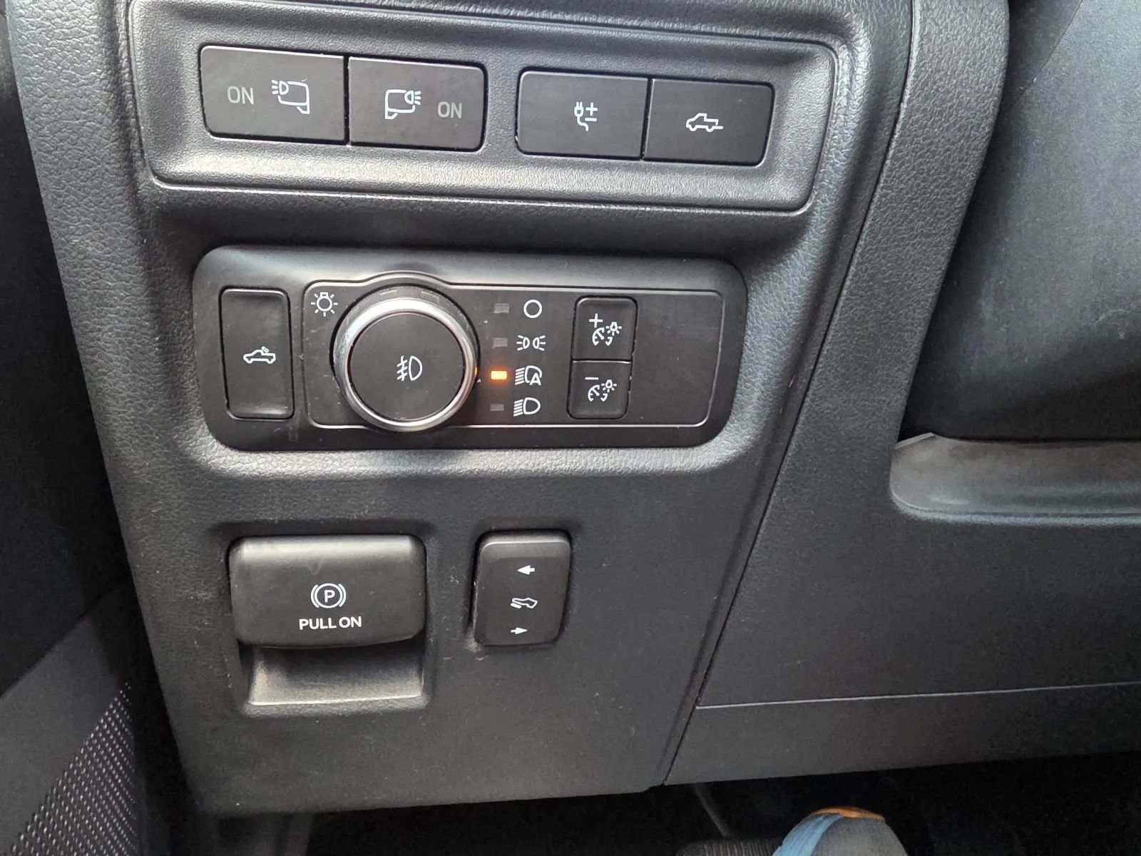 Used 2021 Ford F150 Platinum w/ Equipment Group 701A High AWD/4WD image 24