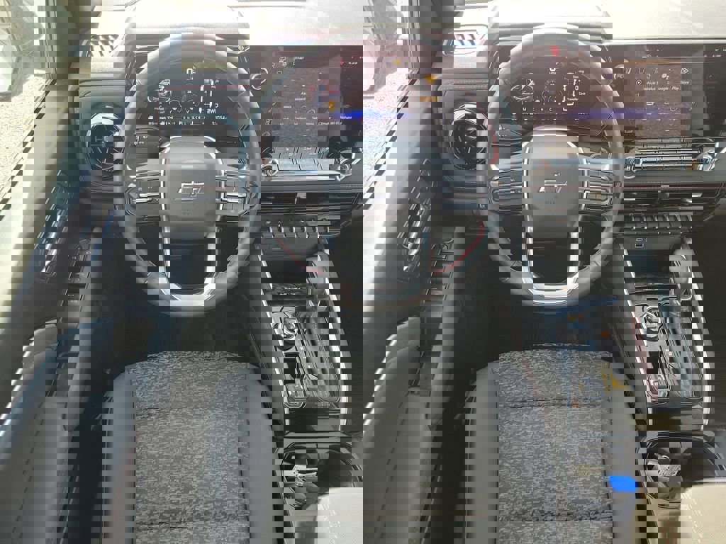 Used 2024 Chevrolet Colorado Z71 w/ Z71 Convenience Package 2 image 13