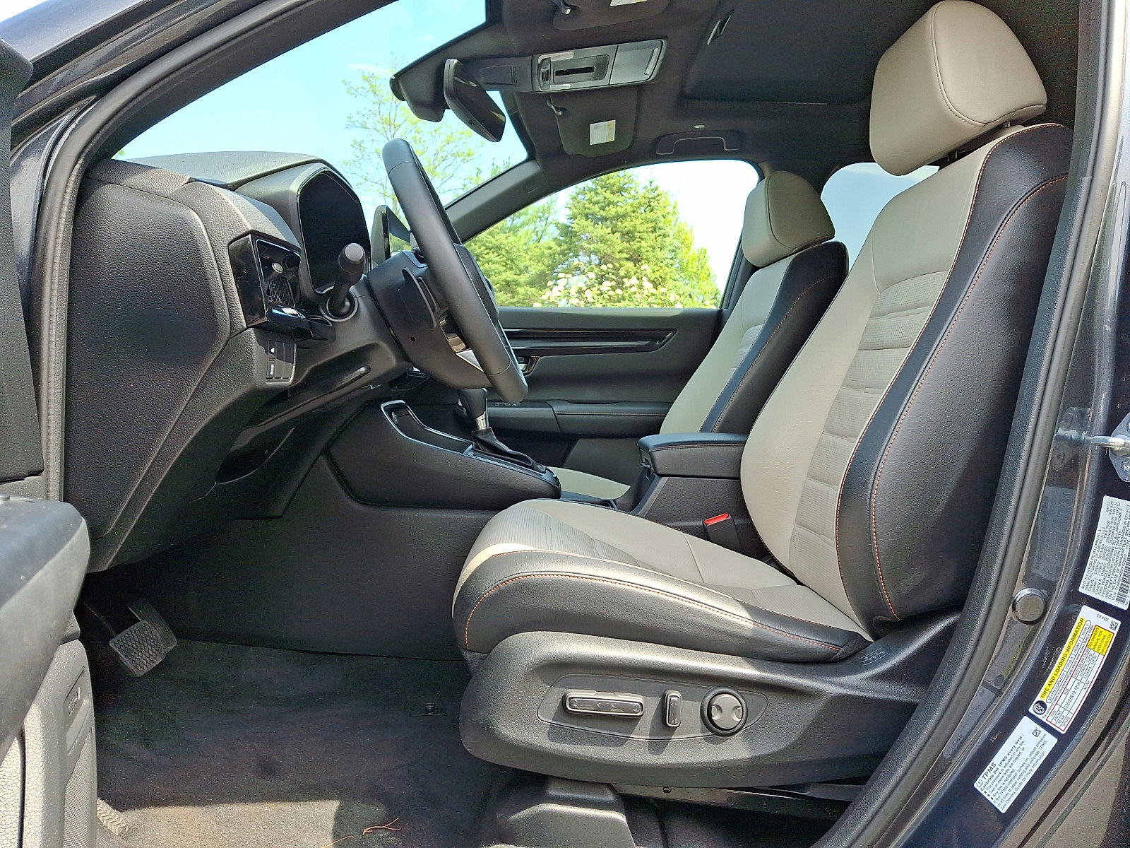 Used 2023 Honda CR-V Sport Touring image 13