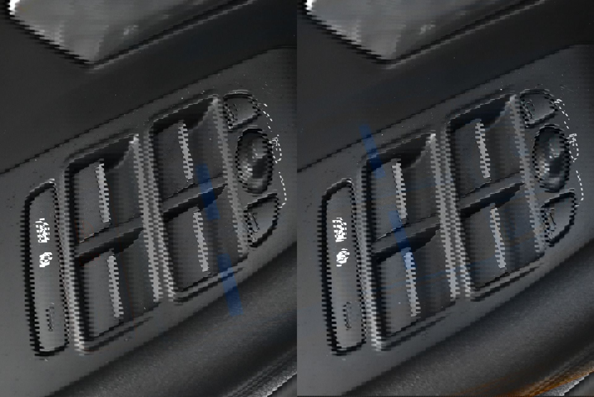 Used 2021 Jaguar E-PACE SE image 13