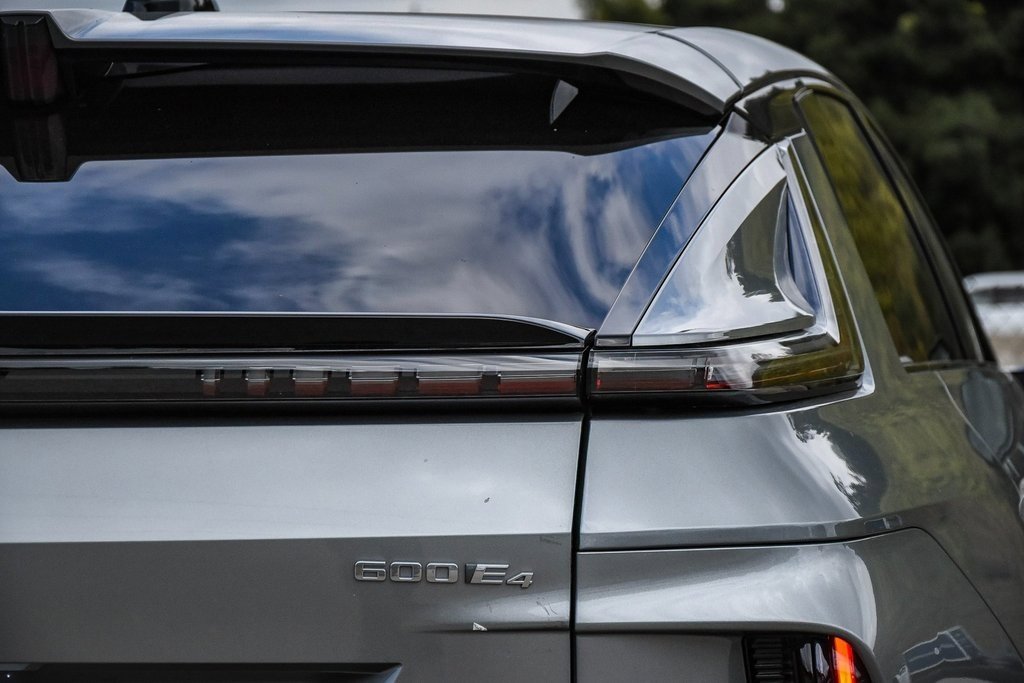 New 2024 Cadillac Lyriq Sport w/ Nappa Leather Package image 9