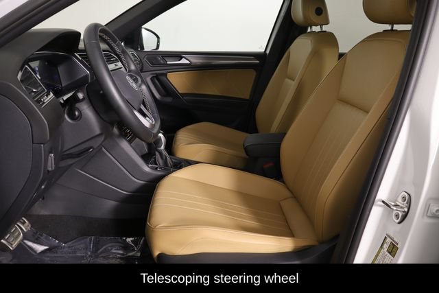 Used 2023 Volkswagen Tiguan SE R-Line AWD/4WD image 14