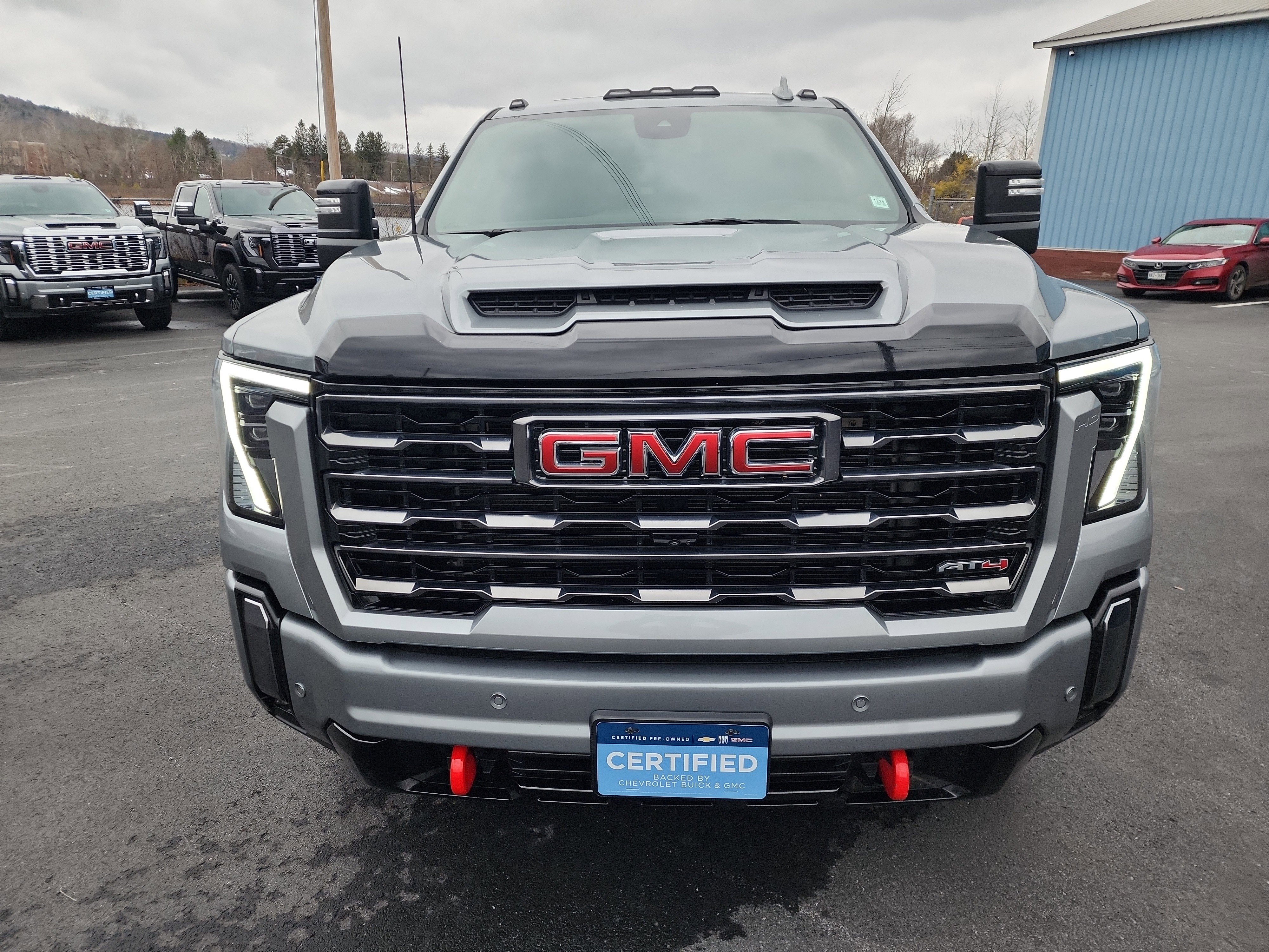 Certified 2024 GMC Sierra 2500 AT4 w/ AT4 Preferred Package image 3