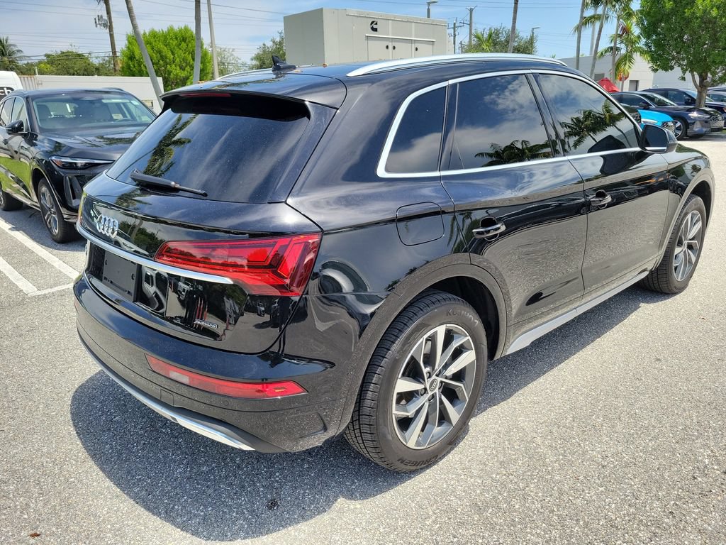 Used 2021 Audi Q5 2.0T Premium Plus w/ Premium Plus Package AWD/4WD image 6