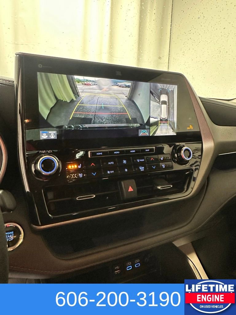 Used 2022 Toyota Highlander Platinum image 15