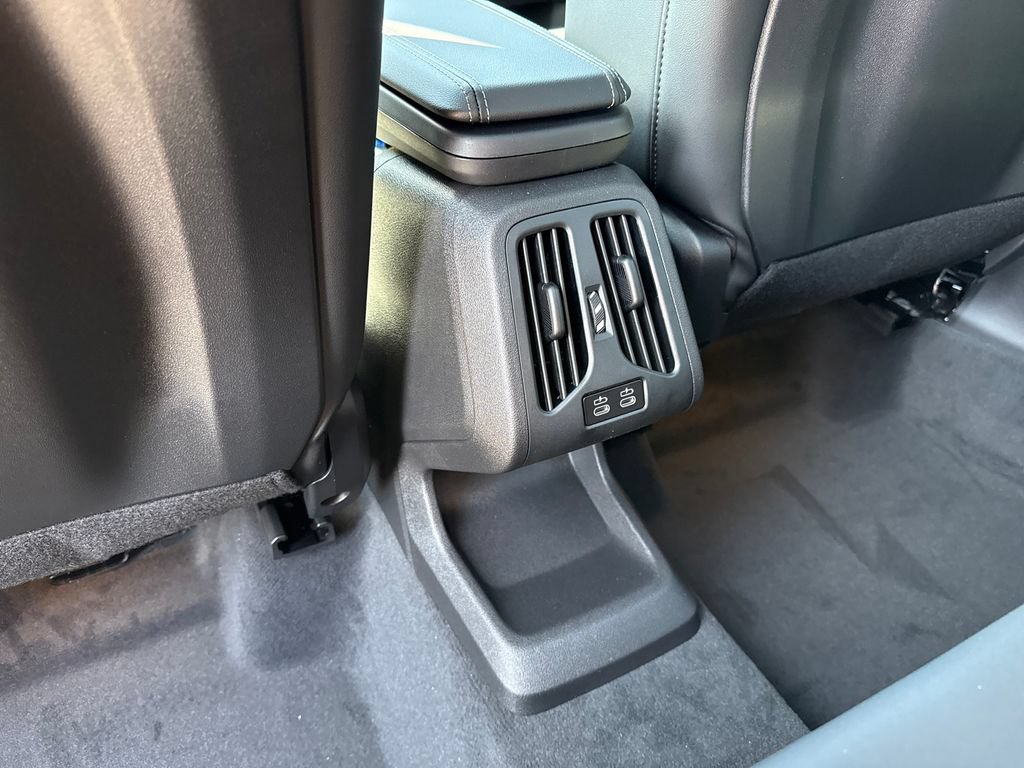 New 2026 BMW X1 xDrive28i AWD/4WD image 20