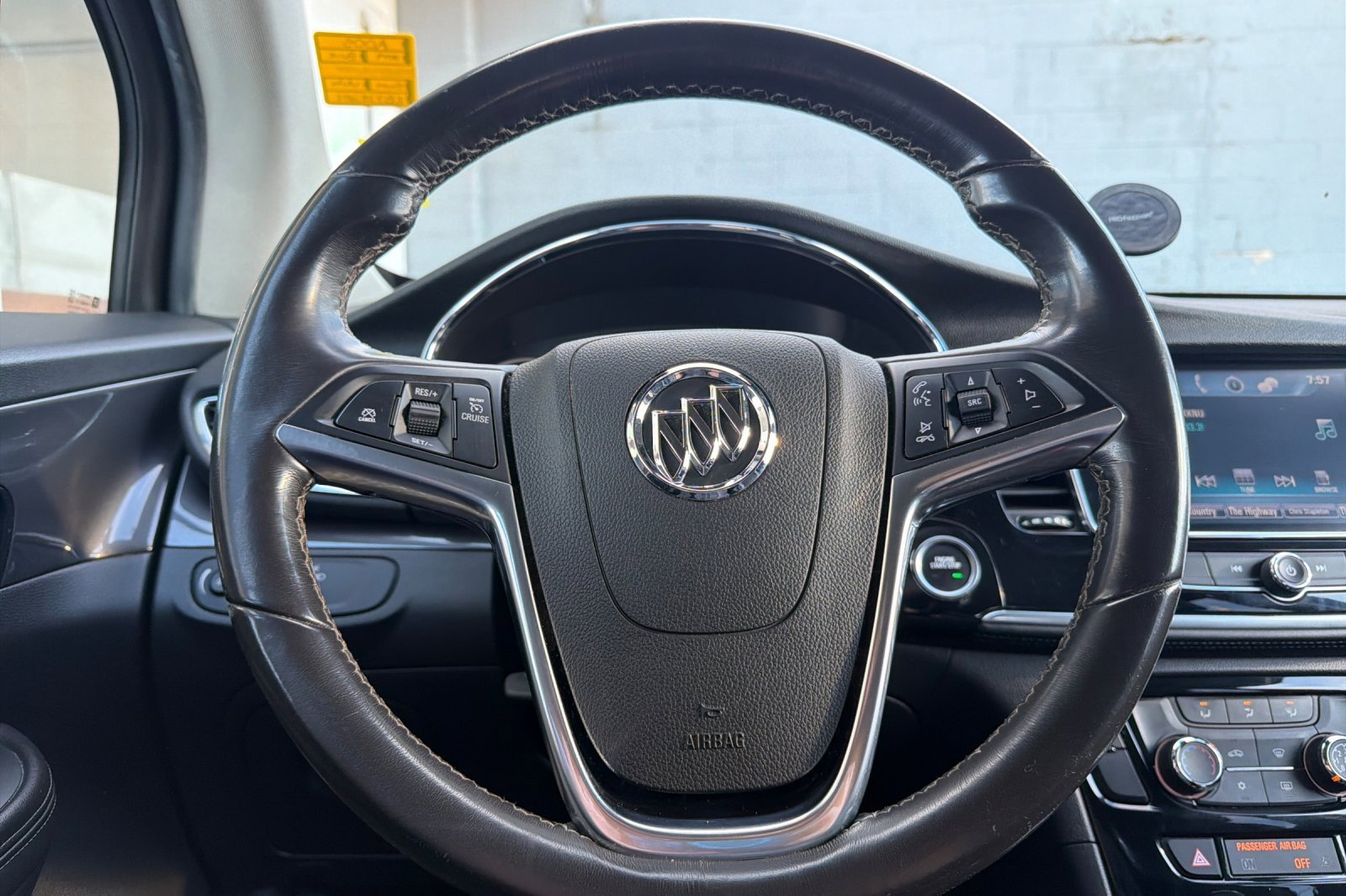 Used 2019 Buick Encore Preferred image 20
