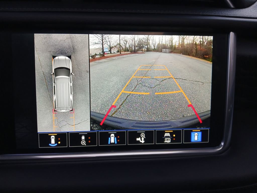 Used 2022 GMC Yukon XL Denali image 21