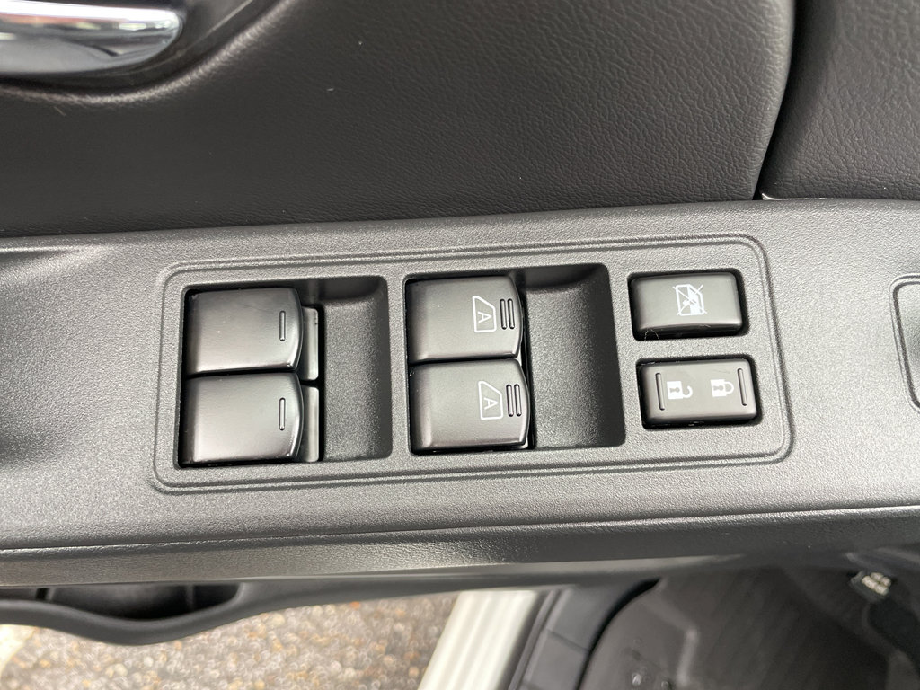 New 2026 Nissan Frontier SV w/ Tow Package image 8