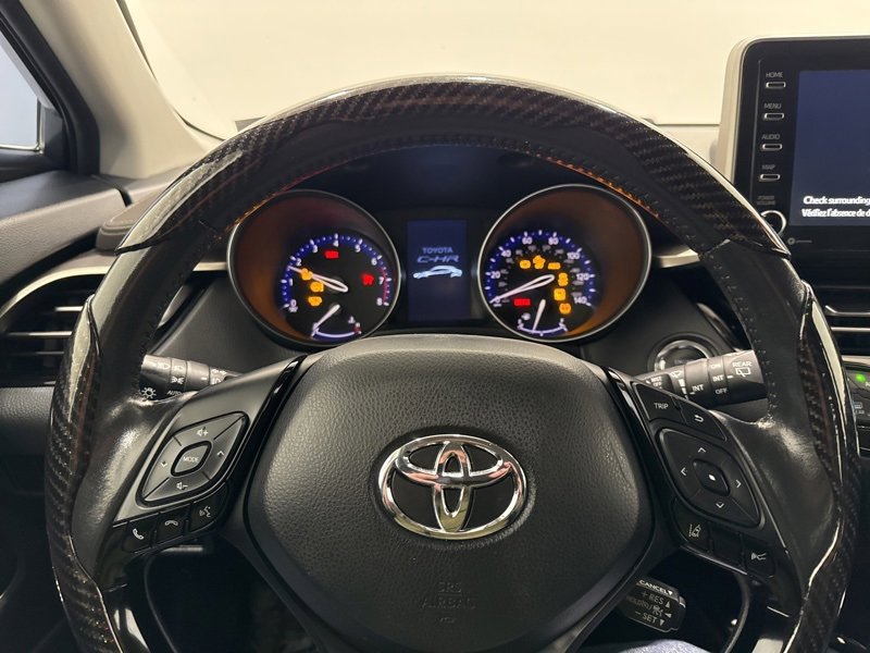 Used 2022 Toyota C-HR Limited image 22