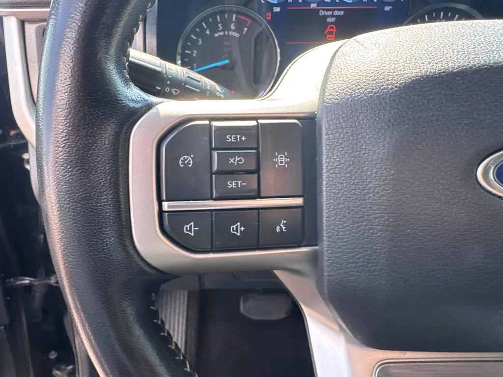 Used 2023 Ford Expedition XL AWD/4WD image 13