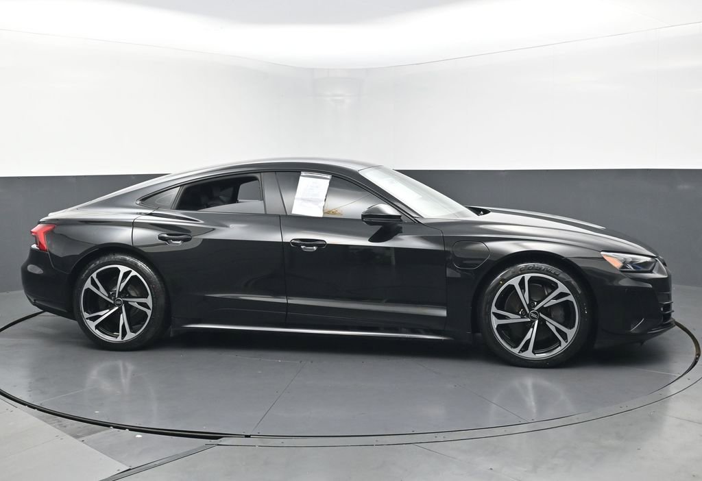 Used 2022 Audi e-tron GT Premium Plus w/ Performance Package AWD/4WD image 6