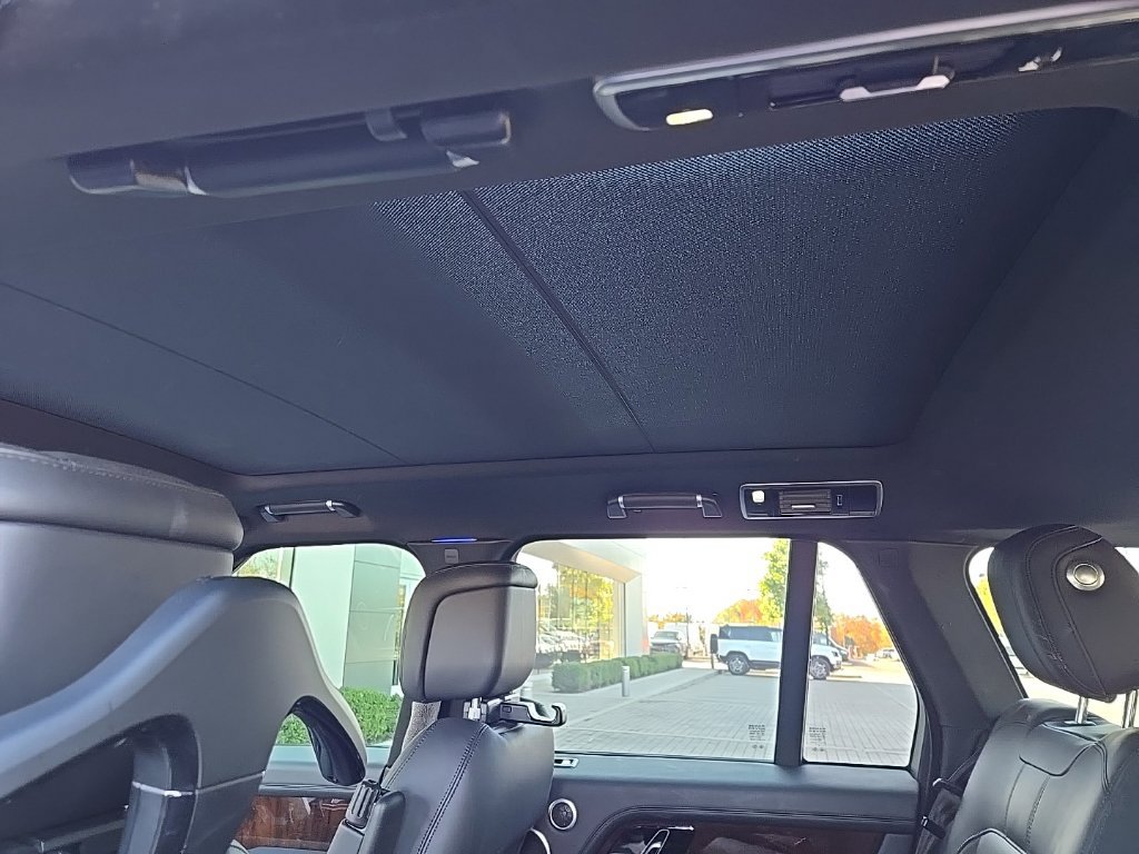 Used 2020 Land Rover Range Rover HSE AWD/4WD image 16