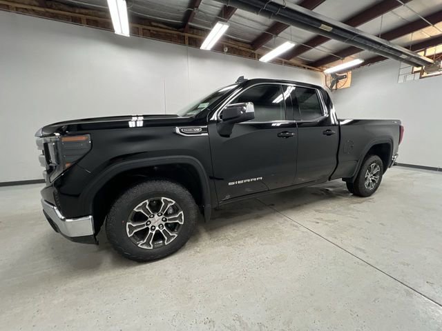 New 2026 GMC Sierra 1500 SLE image 5