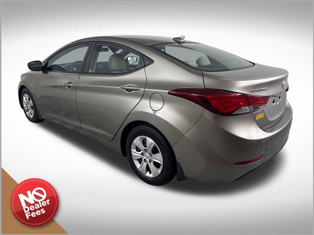 Used 2016 Hyundai Elantra SE FWD image 6