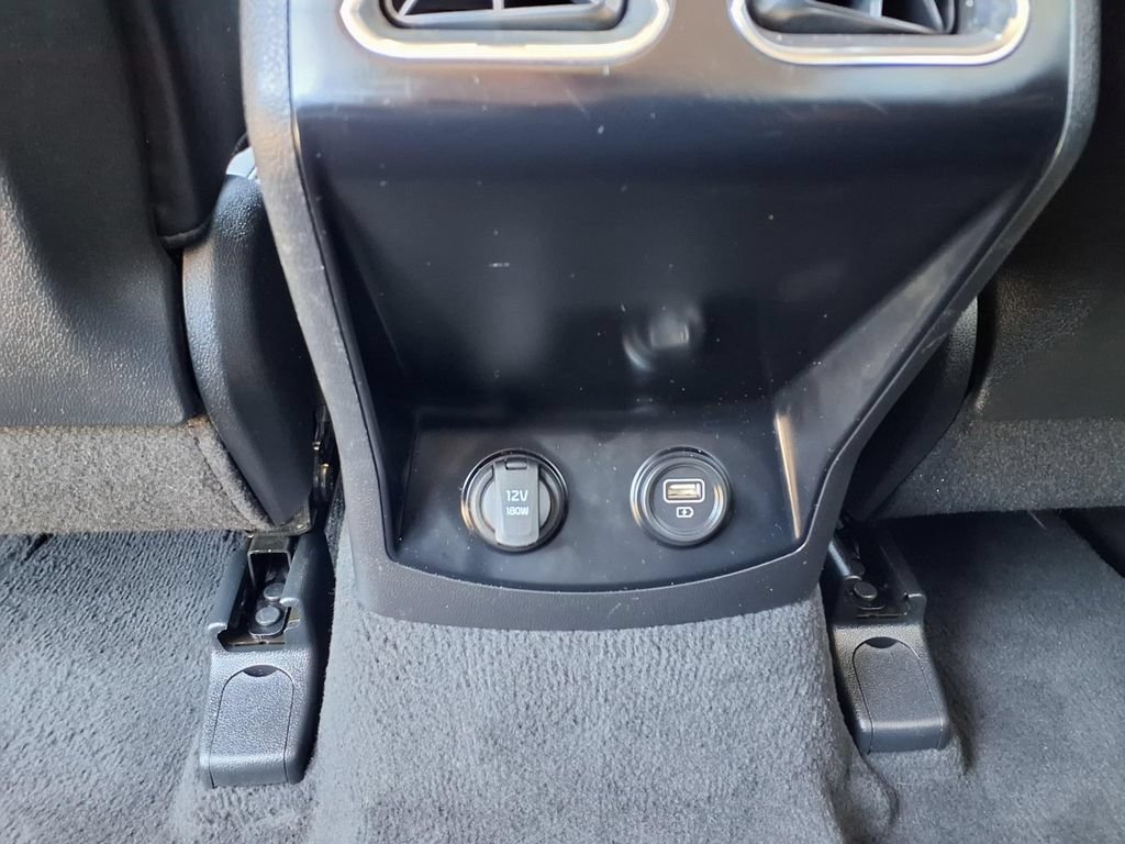 Certified 2023 Kia Sorento EX w/ Panoramic Sunroof Package FWD image 14