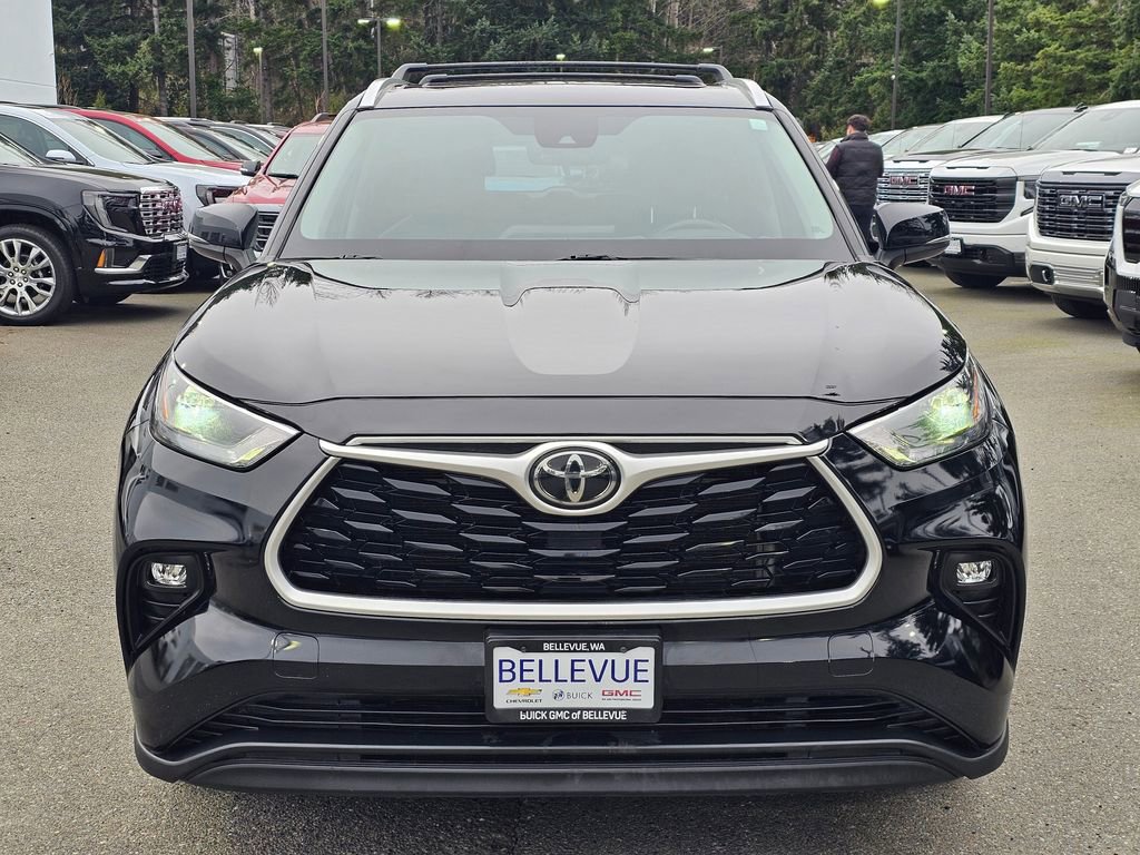 Used 2022 Toyota Highlander XLE image 46