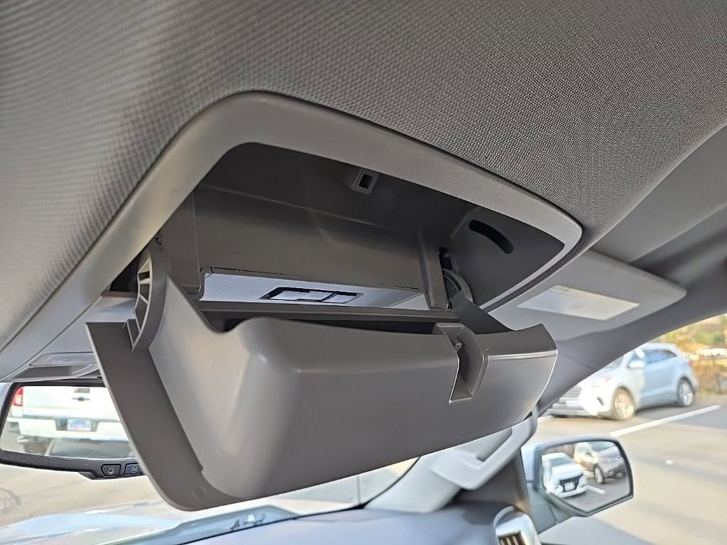 Used 2018 Chevrolet Silverado 1500 LT w/ All Star Edition image 35