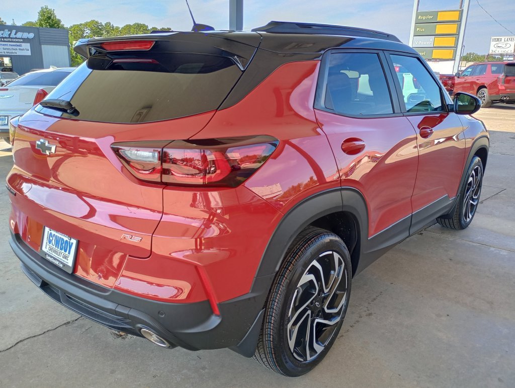 New 2026 Chevrolet TrailBlazer RS w/ Convenience Package FWD image 5