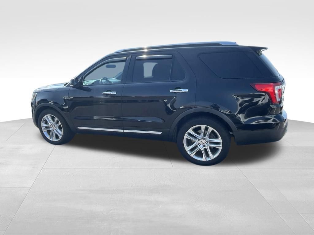 Used 2017 Ford Explorer Limited FWD image 8