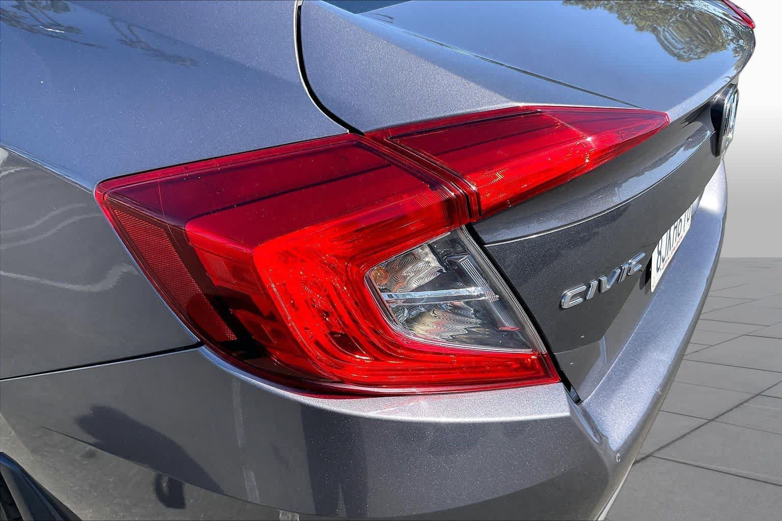 Used 2019 Honda Civic LX image 27