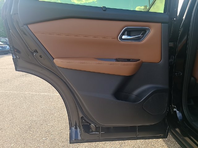 New 2026 Nissan Rogue Platinum AWD/4WD image 23