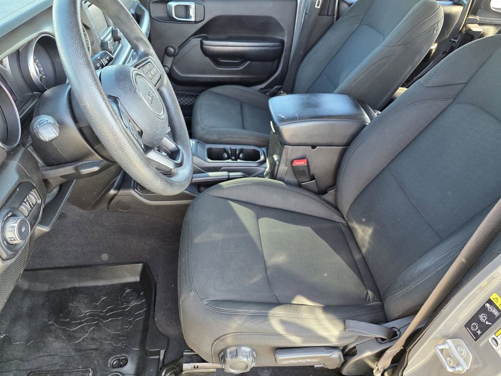 Used 2020 Jeep Wrangler Unlimited Sport image 11