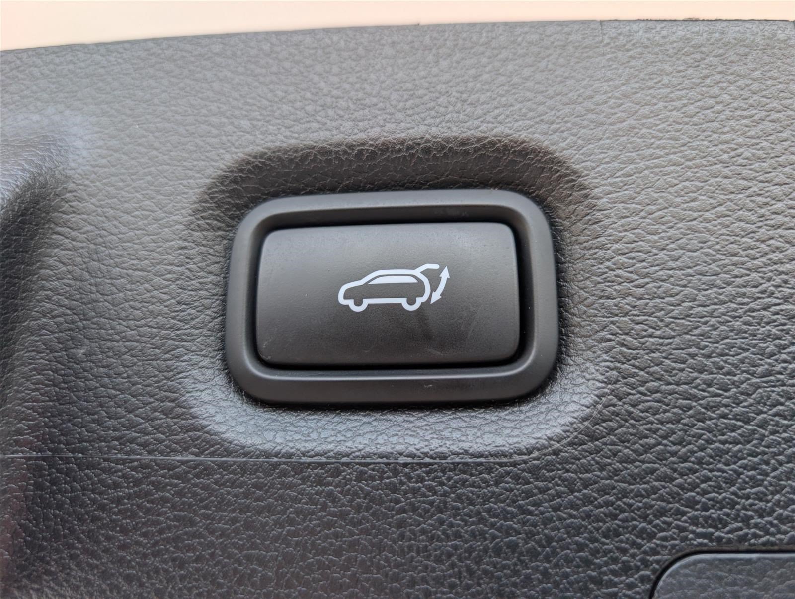 Used 2023 Hyundai Santa Fe Calligraphy AWD/4WD image 13