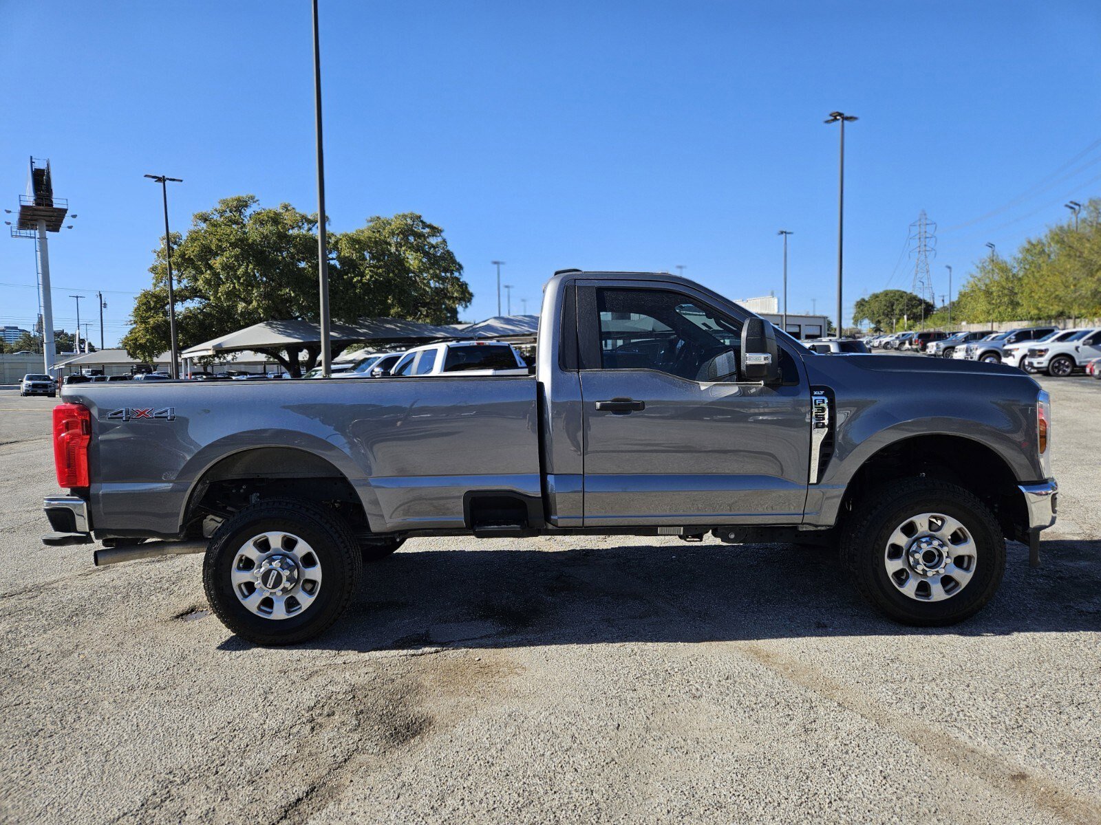 Used 2024 Ford F350 XLT w/ FX4 Off-Road Package image 2