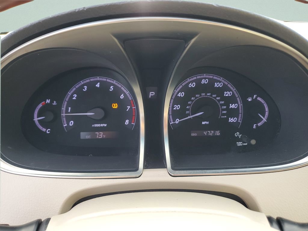 Used 2011 Toyota Avalon Limited FWD image 22