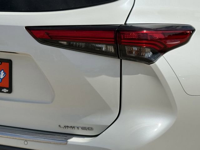 Used 2021 Toyota Highlander Limited image 8
