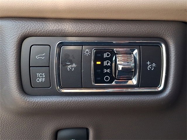 Used 2021 Lincoln Nautilus Reserve w/ Equipment Group 201A image 27