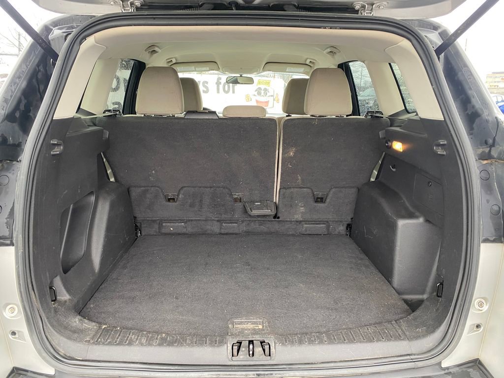 Used 2017 Ford Escape SE image 5