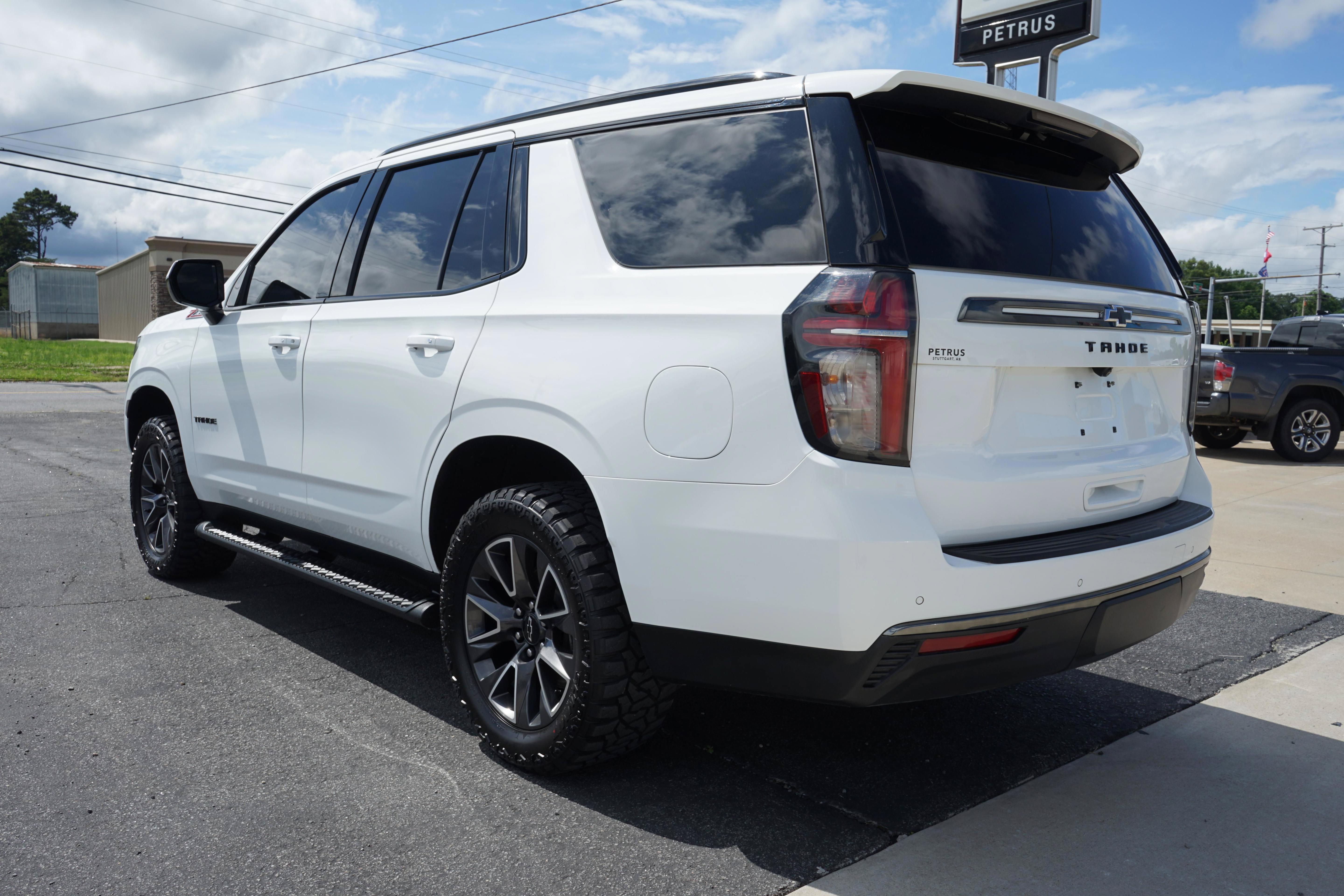 Used 2021 Chevrolet Tahoe Z71 w/ Rear Media and Nav Package AWD/4WD image 3