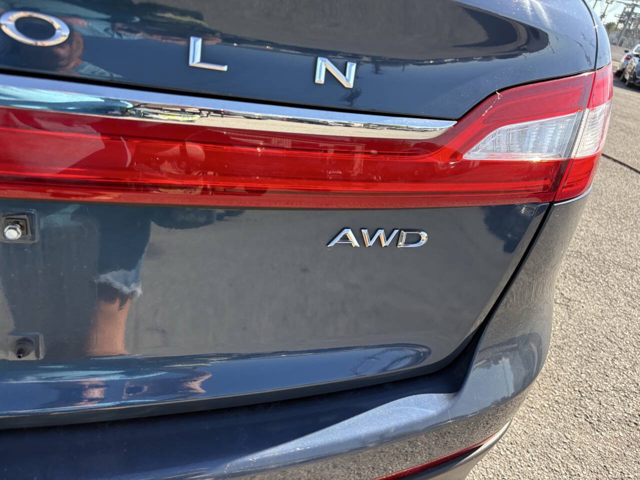 Used 2016 Lincoln MKX Select w/ Climate Package AWD/4WD image 8
