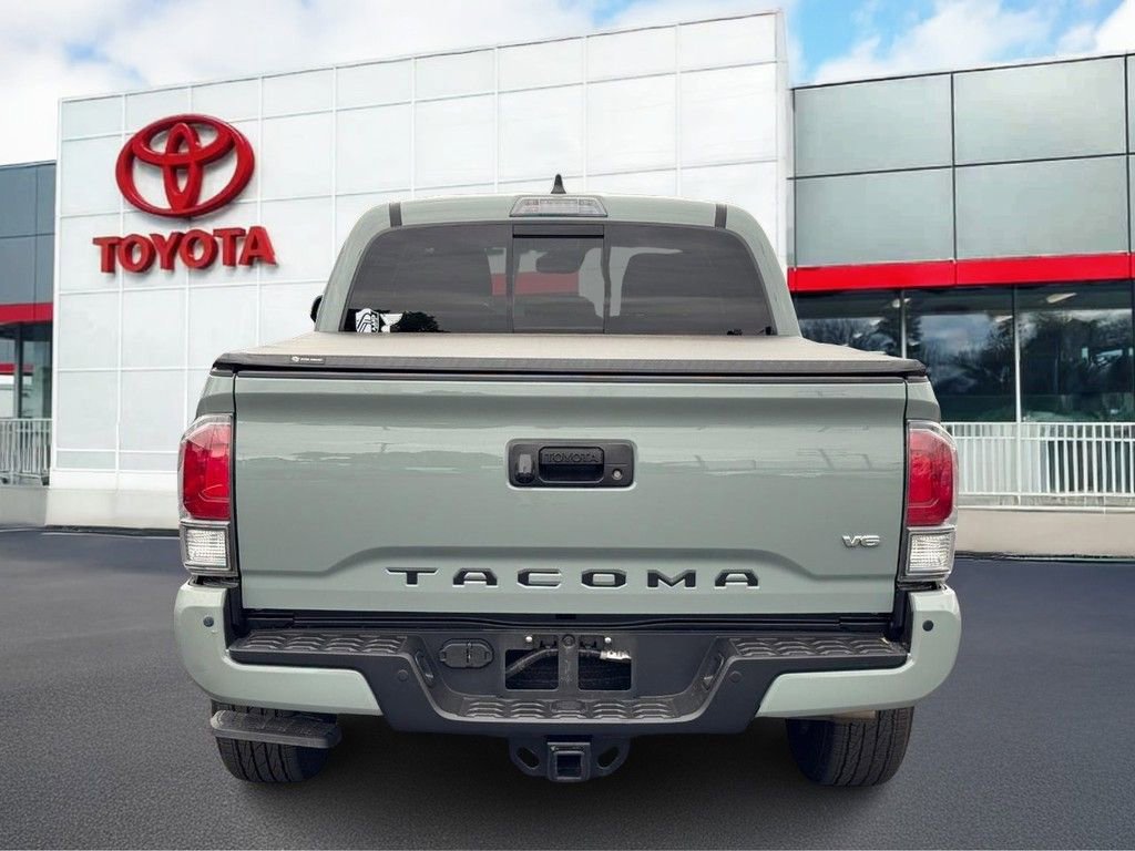 Used 2023 Toyota Tacoma TRD Sport w/ Technology Package AWD/4WD image 5