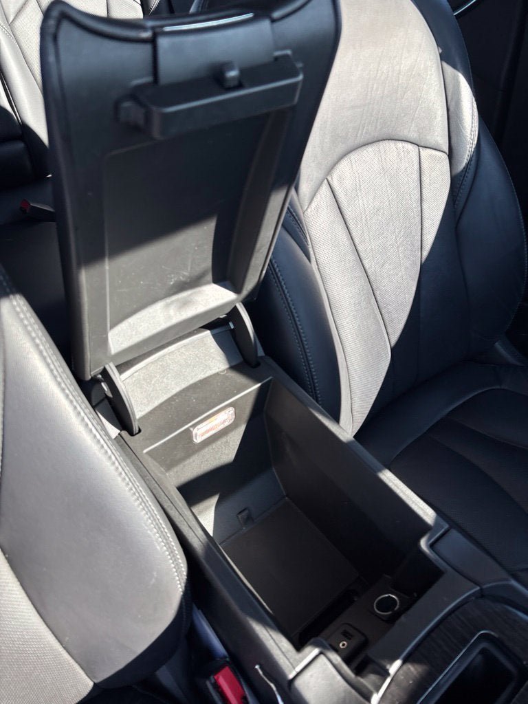 Used 2019 Buick LaCrosse Essence FWD image 22