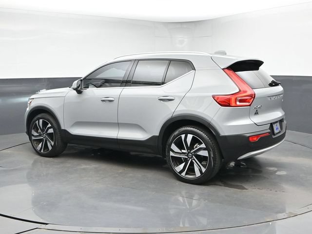Used 2024 Volvo XC40 B5 Plus w/ Protection Package Premier AWD/4WD image 7
