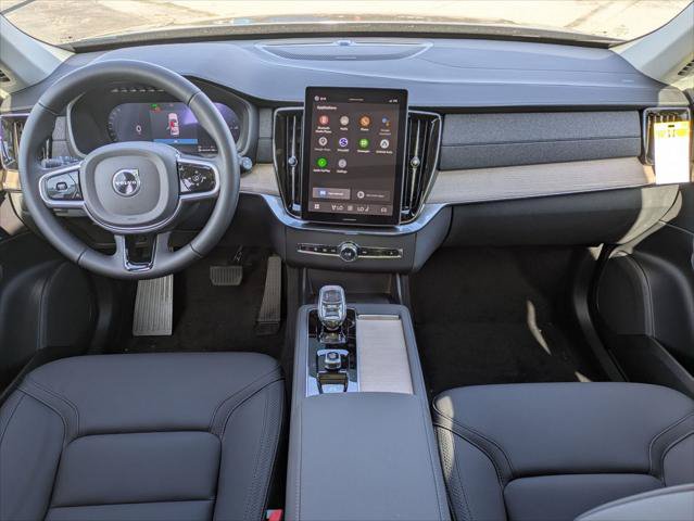 New 2026 Volvo XC90 T8 Plus w/ Protection Package AWD/4WD image 11