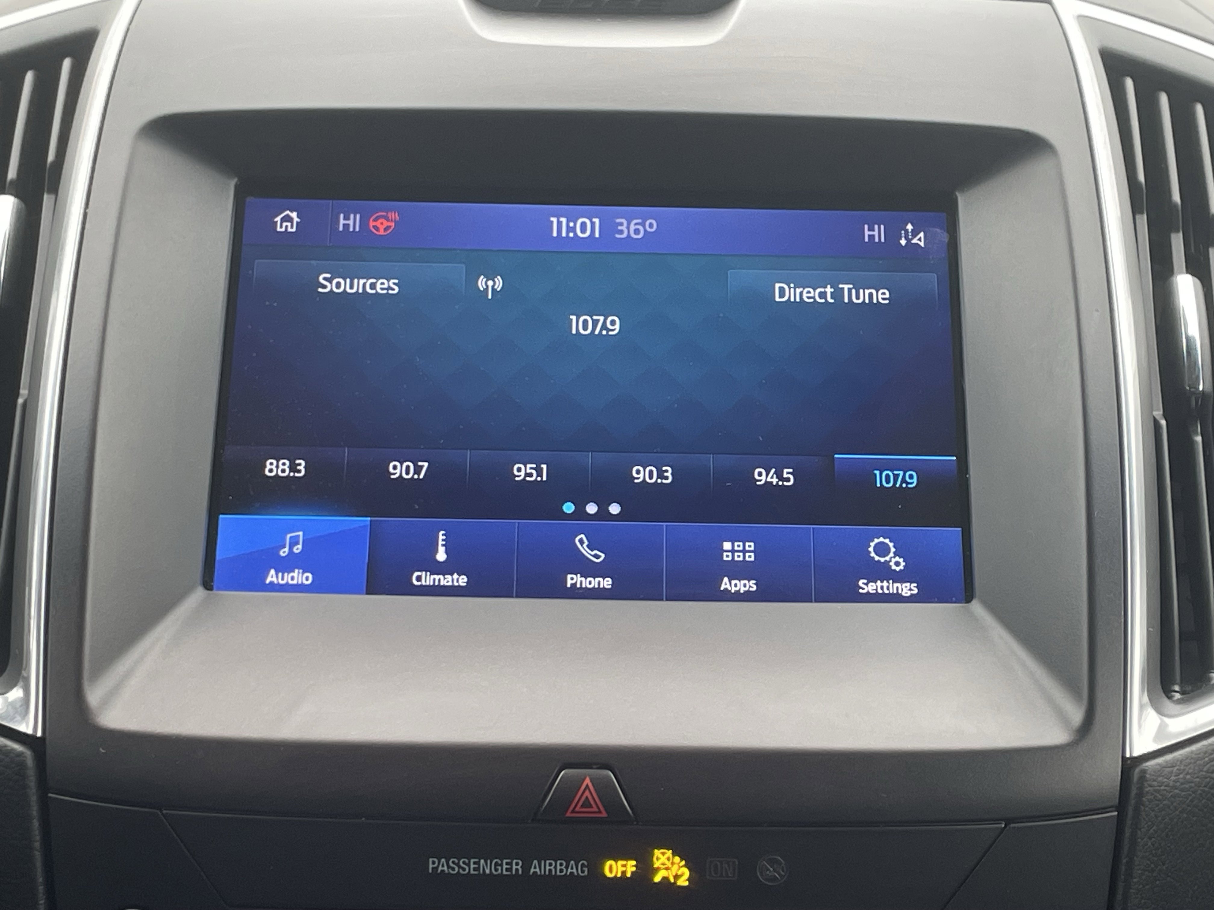 Used 2020 Ford Edge Titanium image 24
