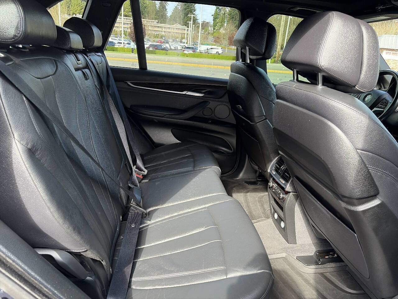 Used 2017 BMW X5 xDrive35i w/ Premium Package image 27