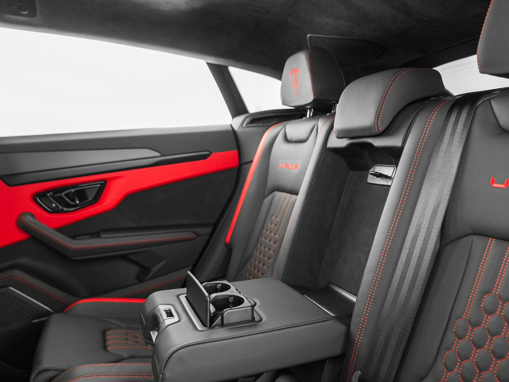 Used 2024 Lamborghini Urus S AWD/4WD image 26