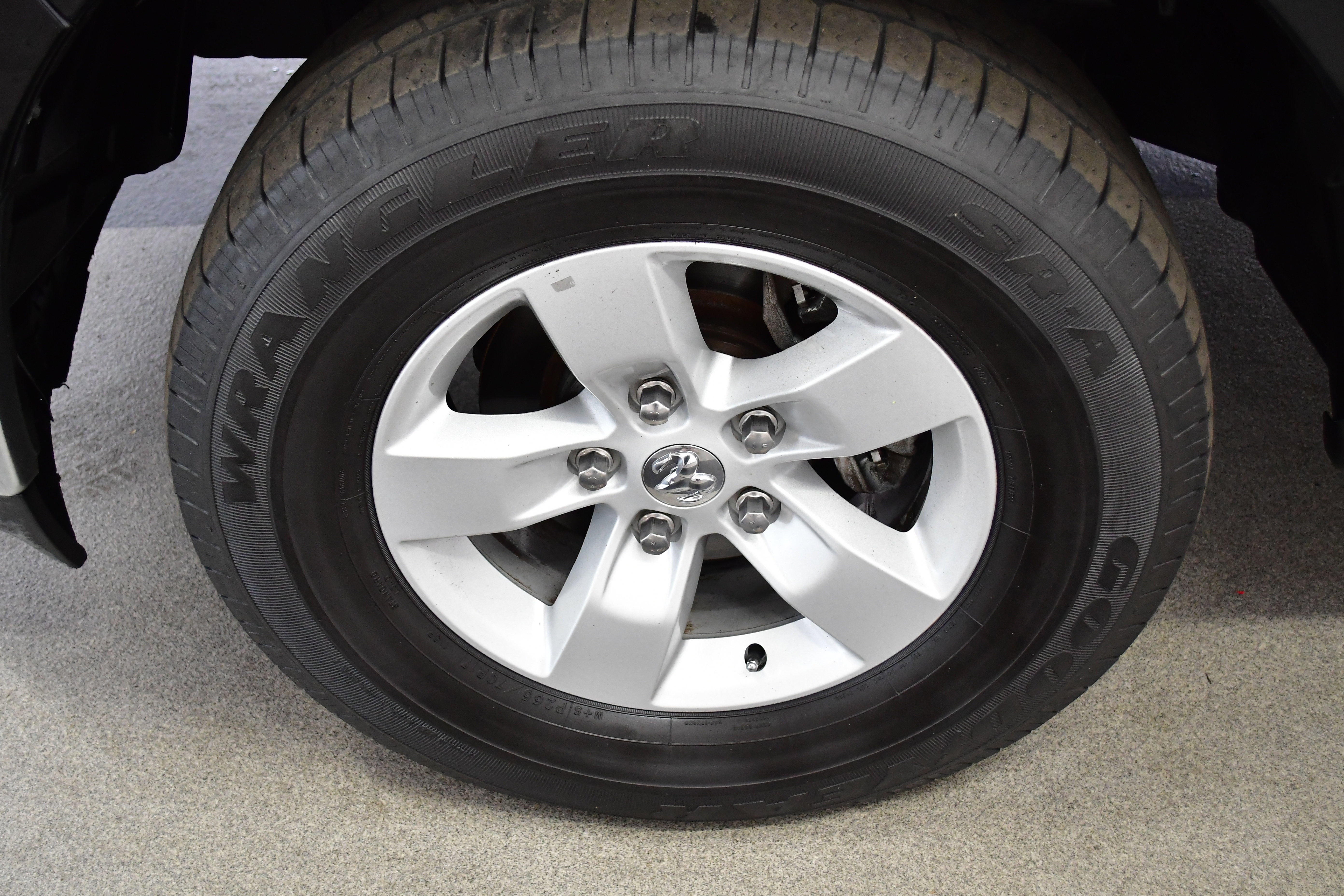 Used 2023 RAM 1500 Classic SLT w/ Trailer & Traction Group AWD/4WD image 28