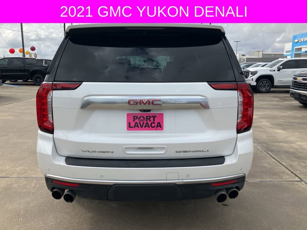 Used 2021 GMC Yukon Denali w/ Denali Premium Package image 6